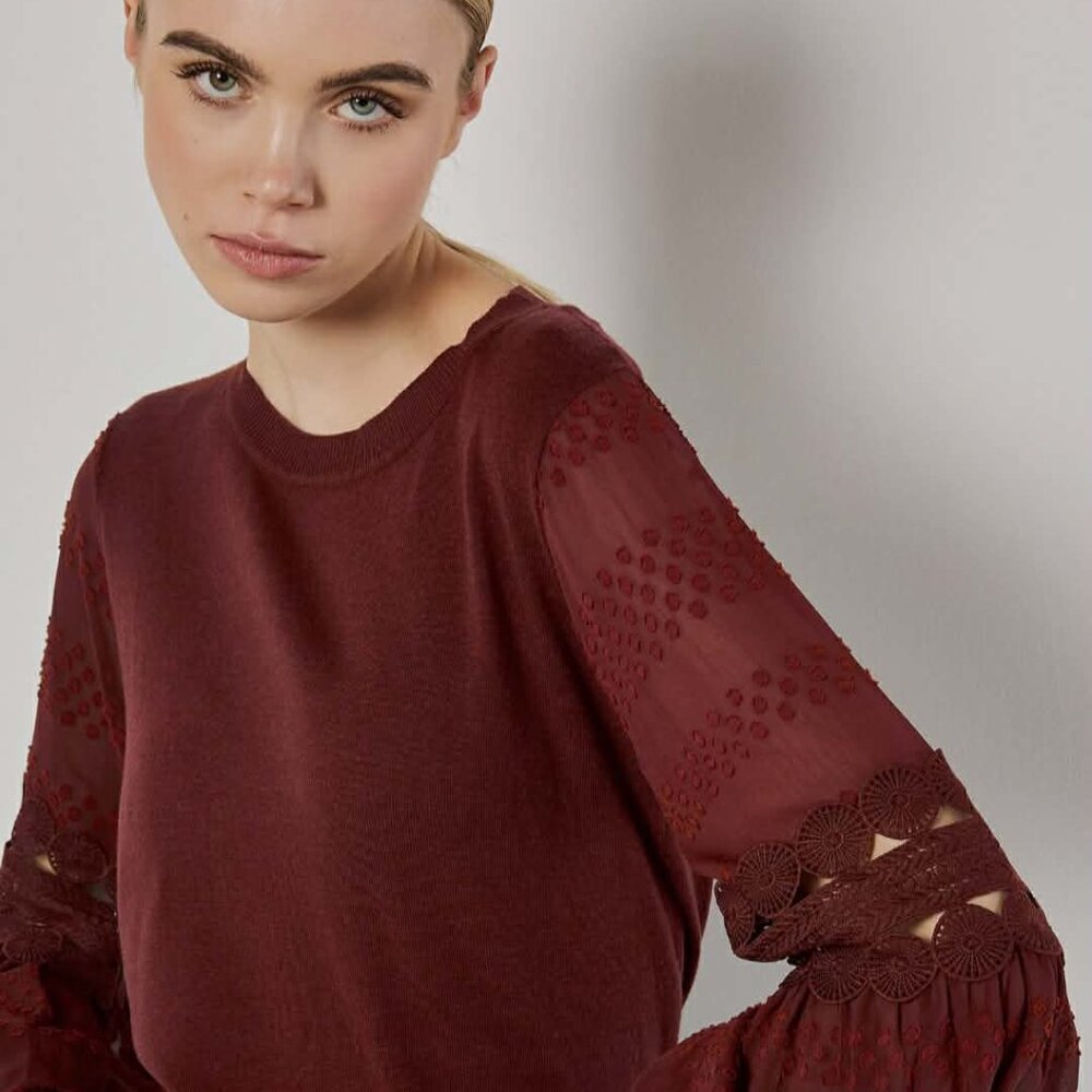 Sioni Apricot Sweater w/ Contrast Chiffon Sleeves – Size XS – EUC